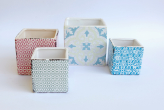Květináče - hranaté, ornamenty - SET 4KS