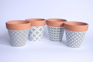 Květináče - černobílý cihlový, 10,5cm  - SET 4KS